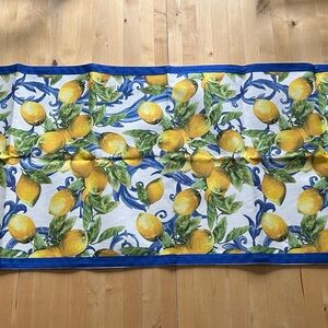 Lemon Print Table Runner and Basket insert “ Made in Italy” 🇮🇹